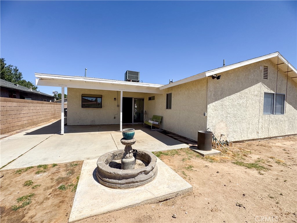 1040 Chagal Property Photo 16