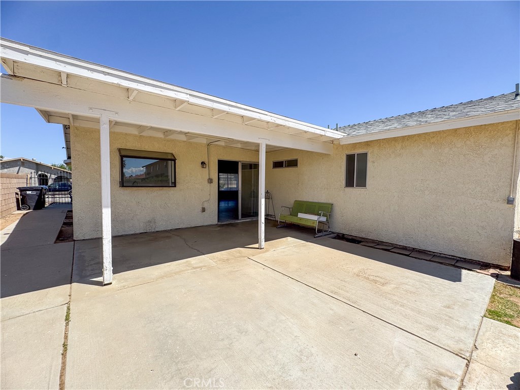 1040 Chagal Property Photo 18