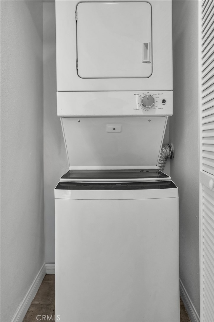 5500 Owensmouth Avenue 228 Property Photo 15