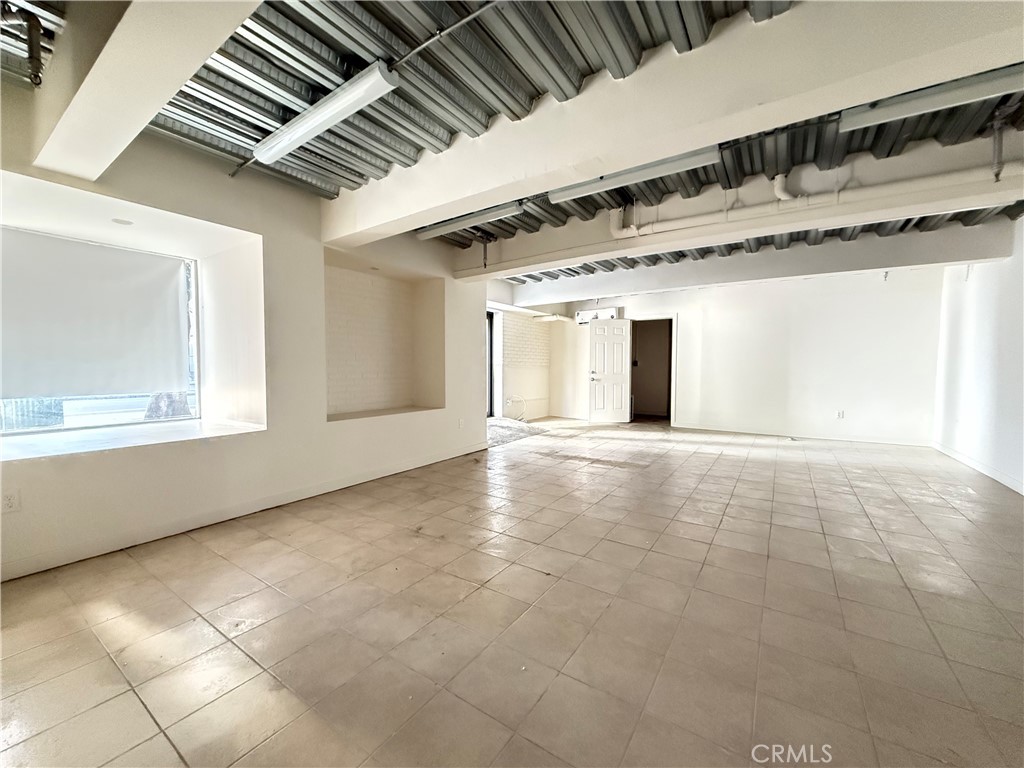 600 S Spring R4 Property Photo 3