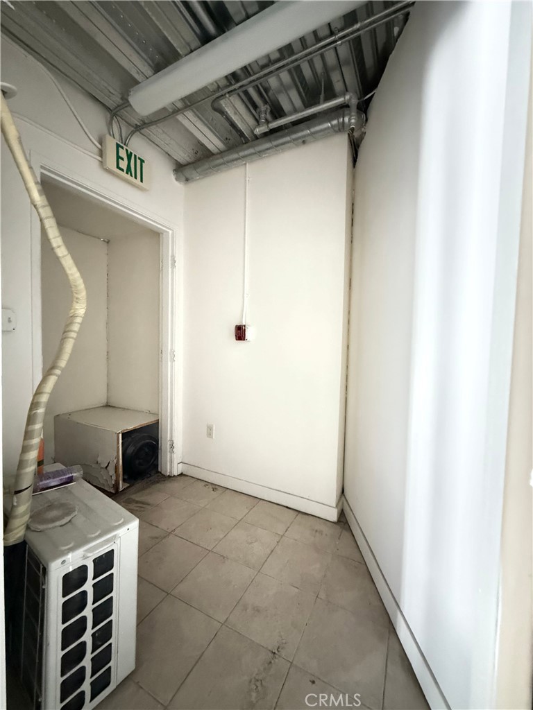 600 S Spring R4 Property Photo 5