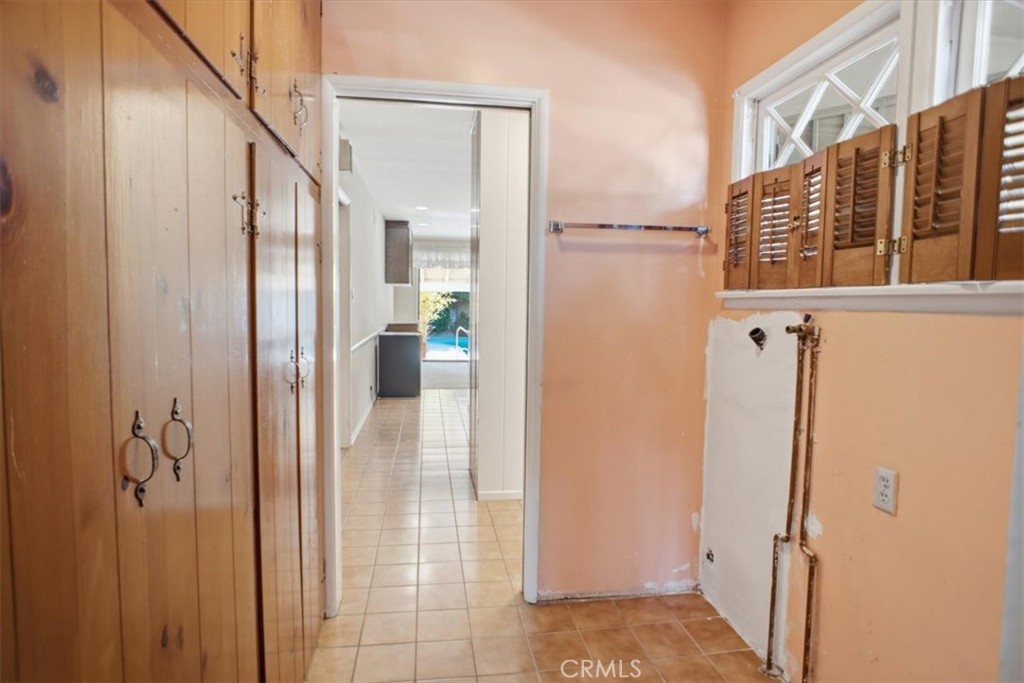 7007 Whitaker Property Photo 8