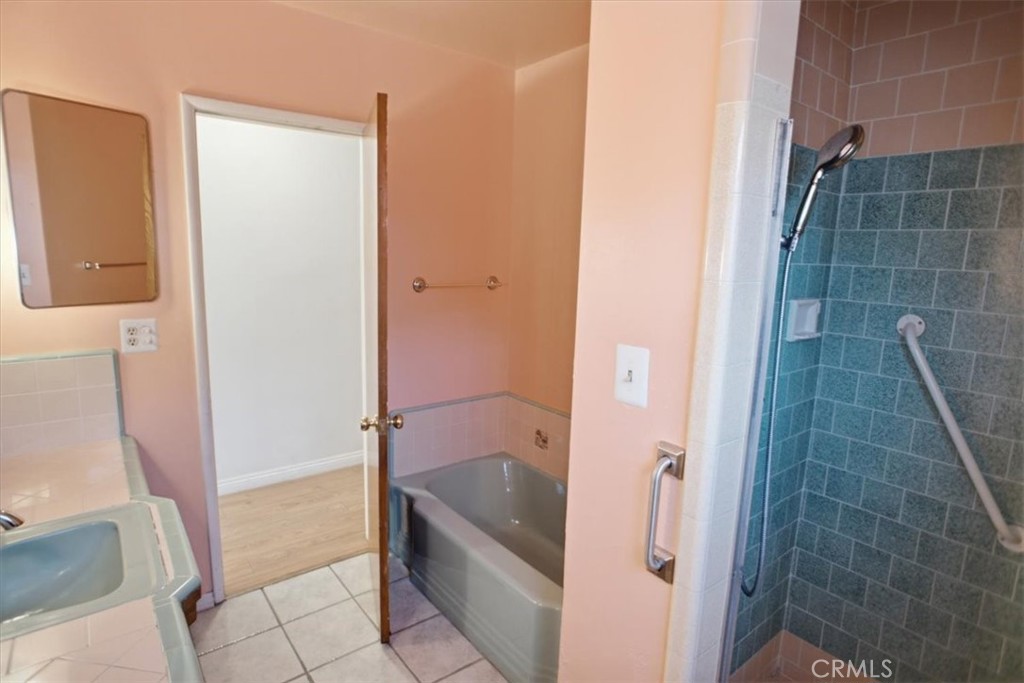 7007 Whitaker Property Photo 16