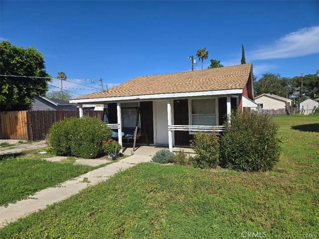 7402 Nestle Property Photo 3