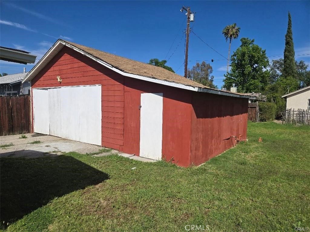 7402 Nestle Property Photo 7