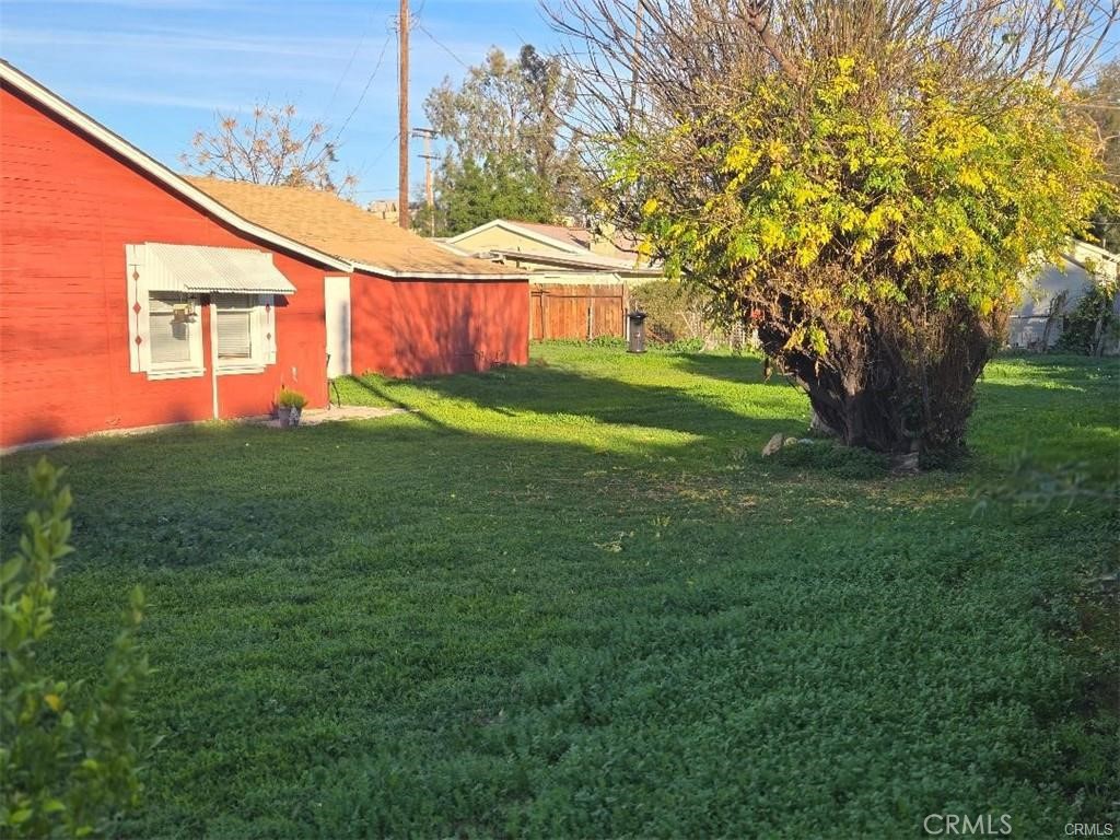 7402 Nestle Property Photo 8