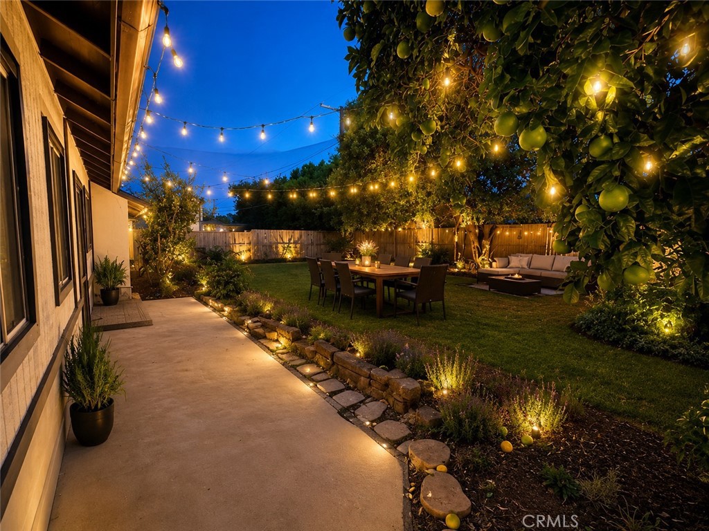 17431 Valerio Property Photo 8
