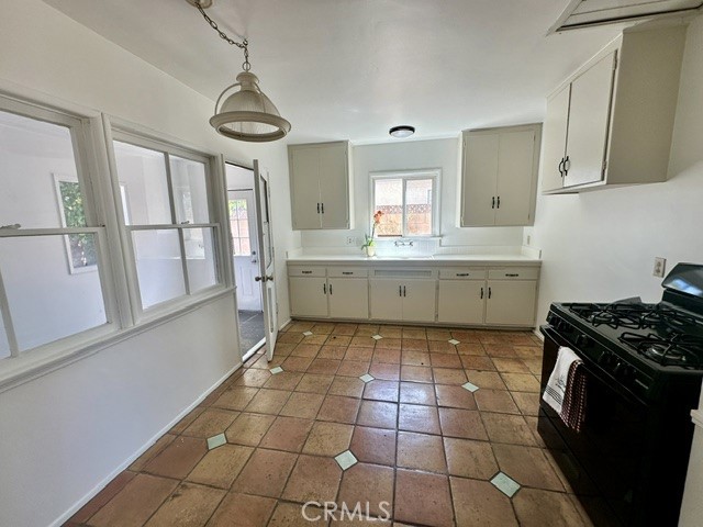 17431 Valerio Property Photo 11