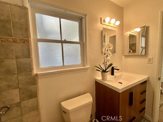 17431 Valerio Property Photo 18