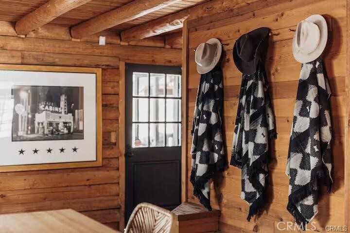 1091 Club View Property Photo 4