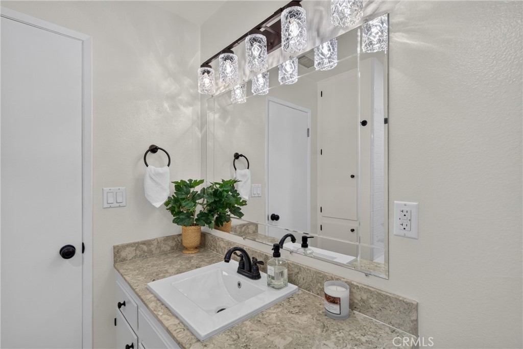 13594 E Bonwick Dr. Property Photo 29