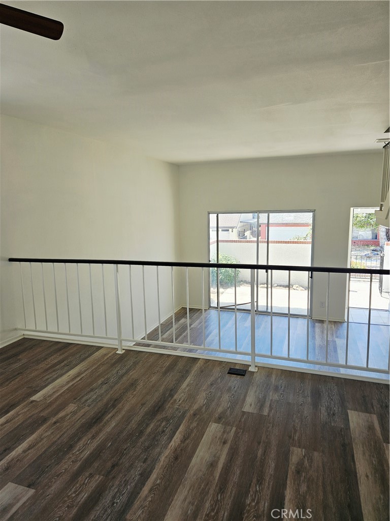 10030 Owensmouth 24 Property Photo 11