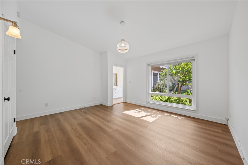 23000 Brenford Property Photo 20