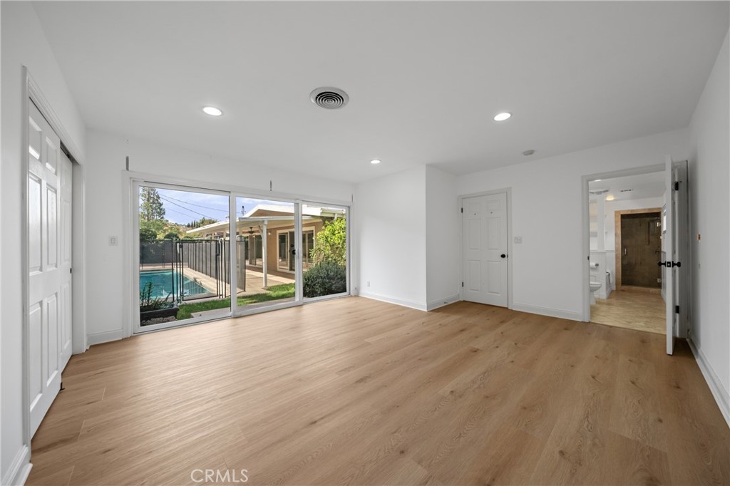 23000 Brenford Property Photo 25