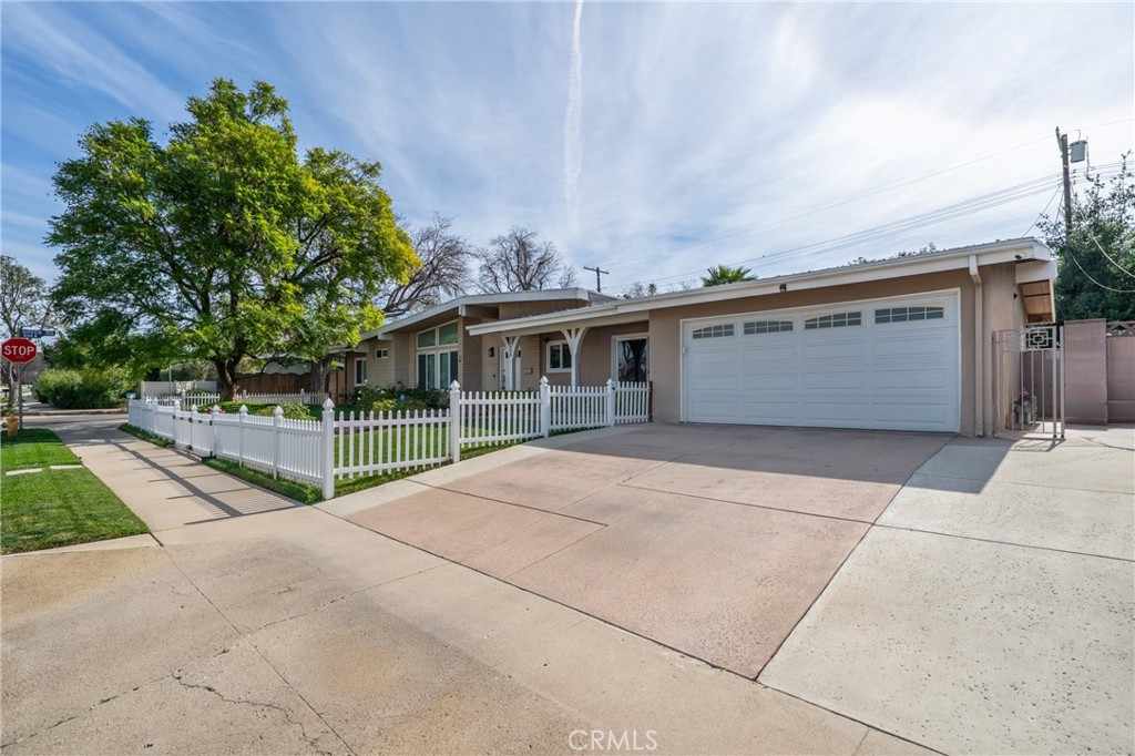 23000 Brenford Property Photo 33