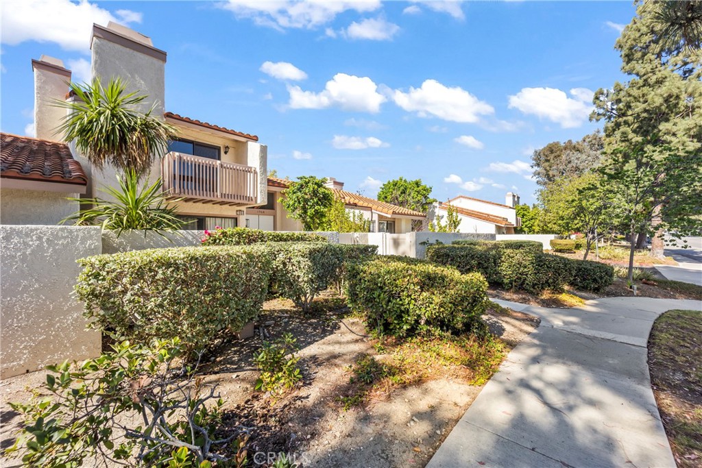 1968 Olivewood Court Property Photo 4