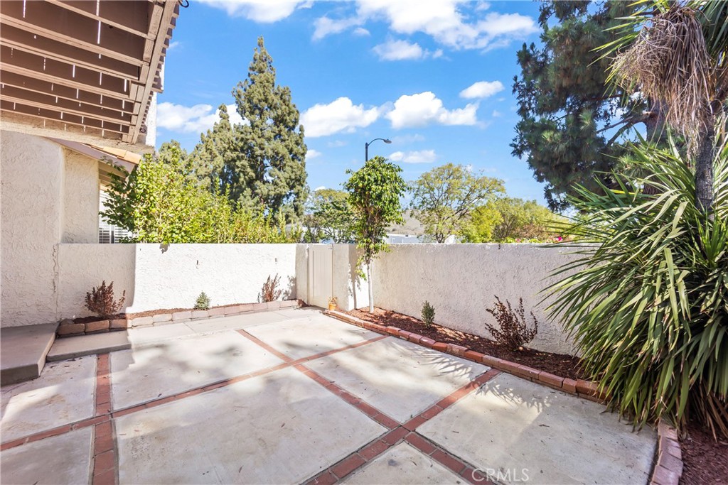 1968 Olivewood Court Property Photo 6