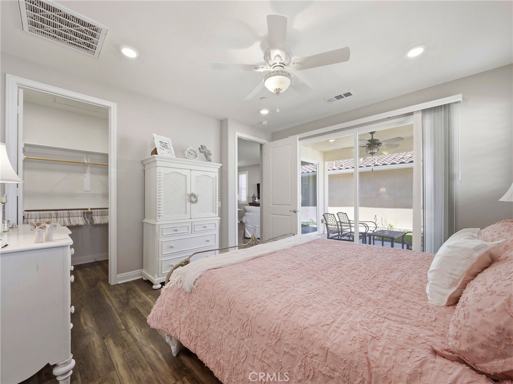 20558 Martingale Property Photo 13