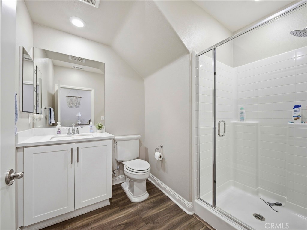 20558 Martingale Property Photo 17