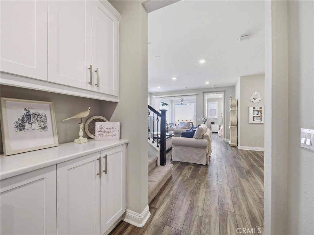20558 Martingale Property Photo 18