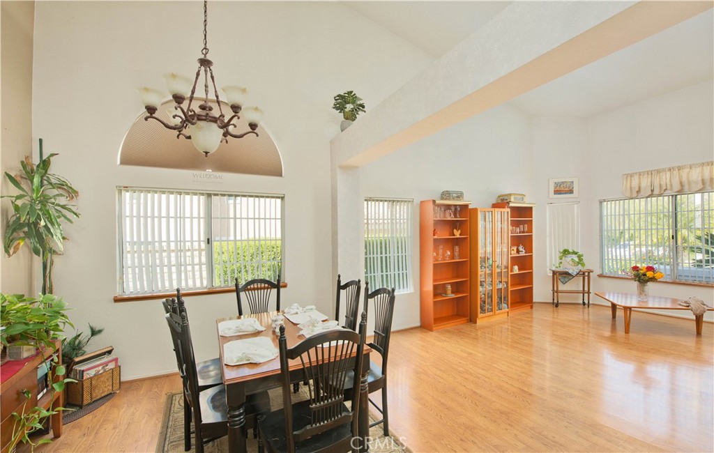 28722 Darrow Property Photo 8