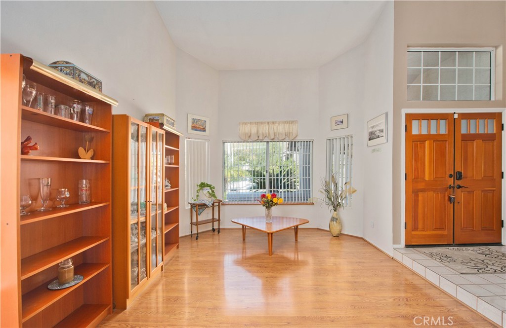 28722 Darrow Property Photo 10