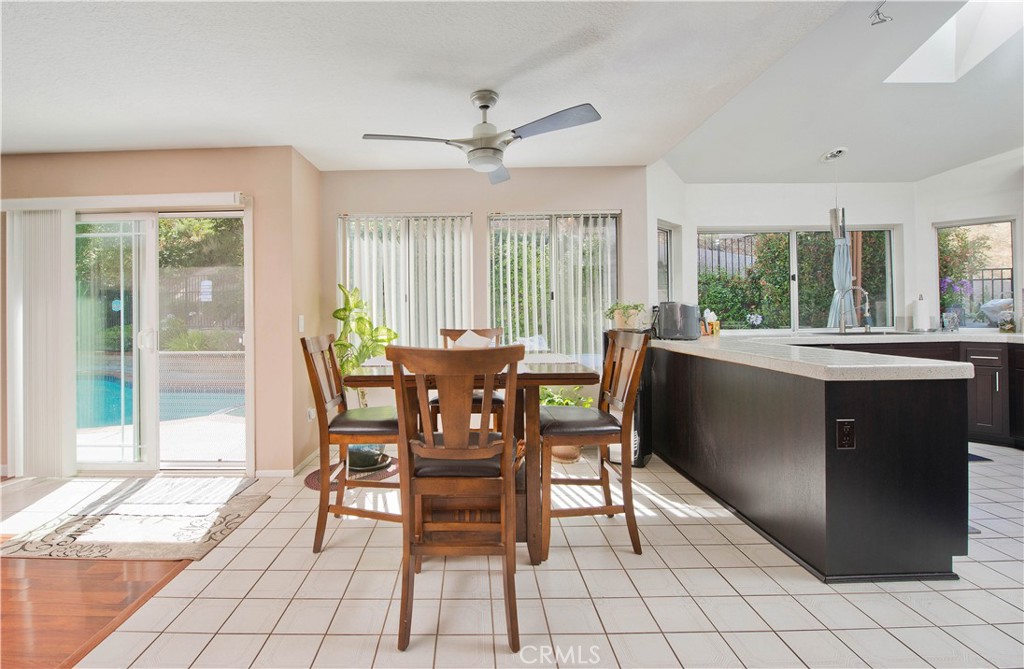 28722 Darrow Property Photo 14