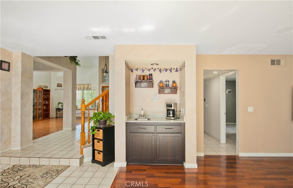 28722 Darrow Property Photo 19
