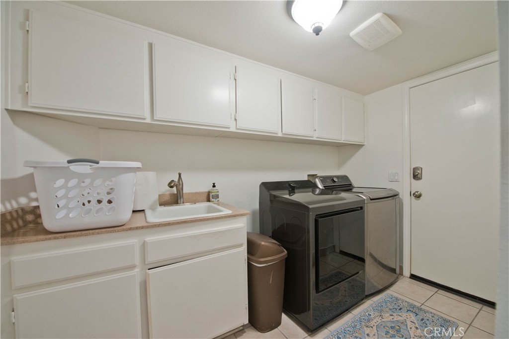 28722 Darrow Property Photo 34