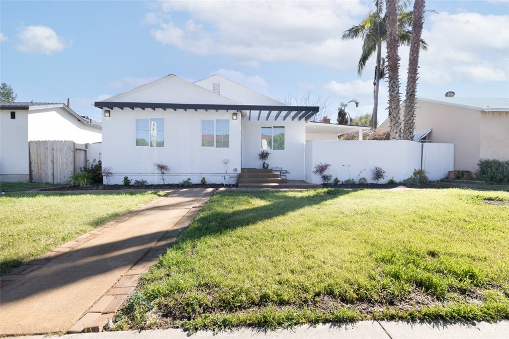 6036 Lindley Property Photo 1