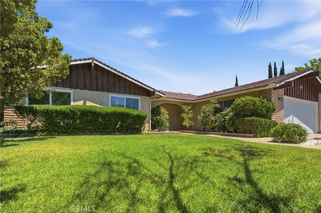 44050 27th W Property Photo 1