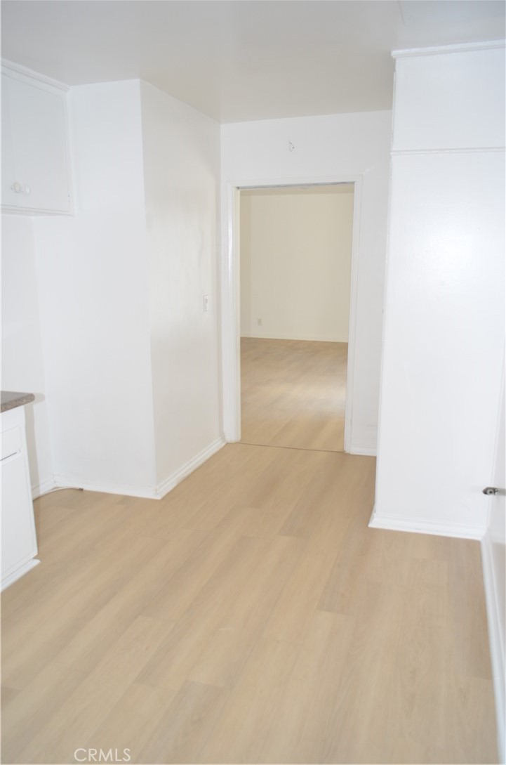 749 S Berendo Property Photo 3
