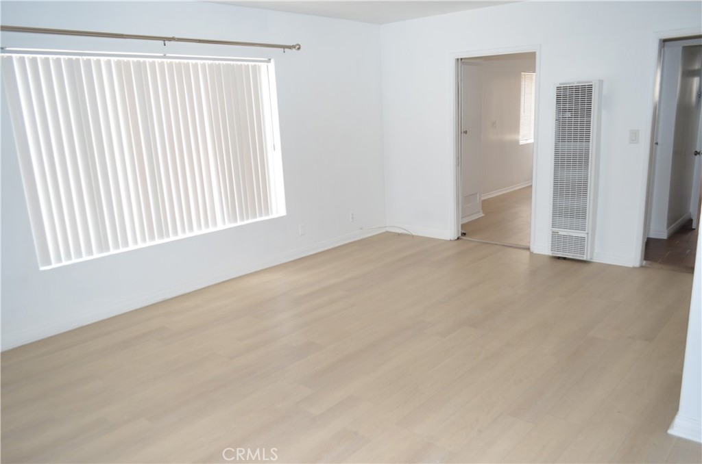 749 S Berendo Property Photo 4