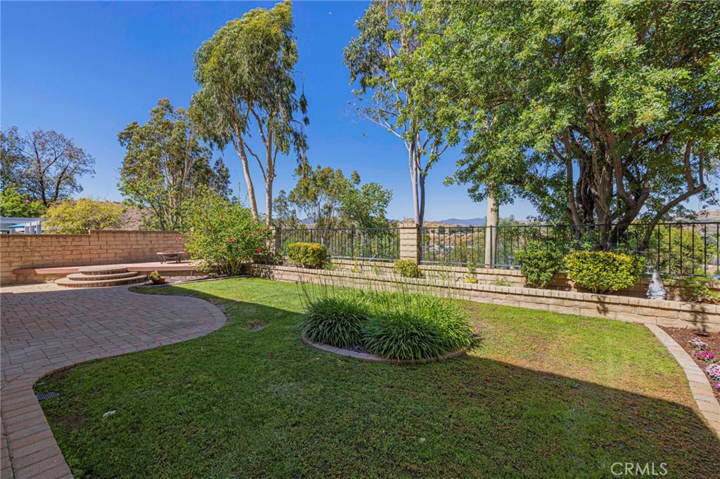 21816 Peppercorn Property Photo 5