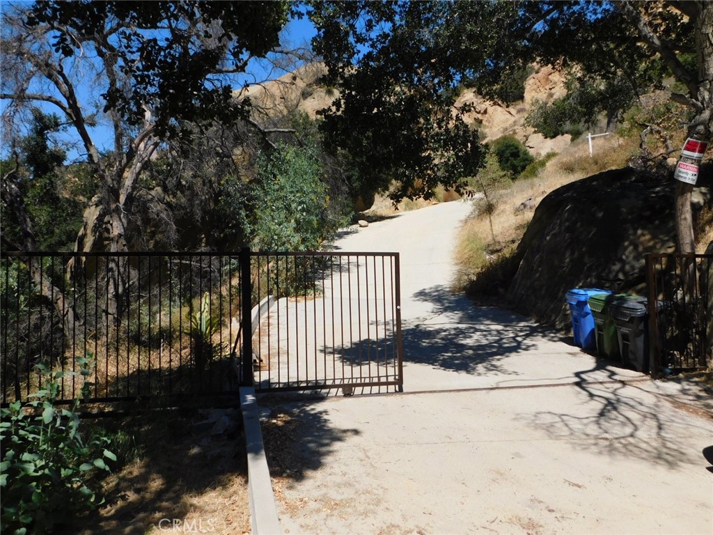 475 Box Canyon Road Property Photo 4