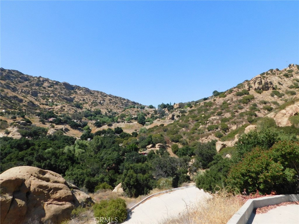 476 Box Canyon Road Property Photo 6