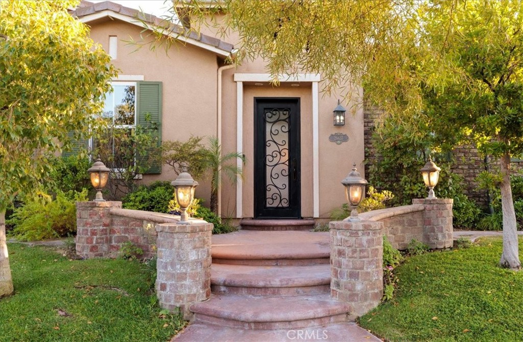 26637 Oak Terrace Property Photo 4