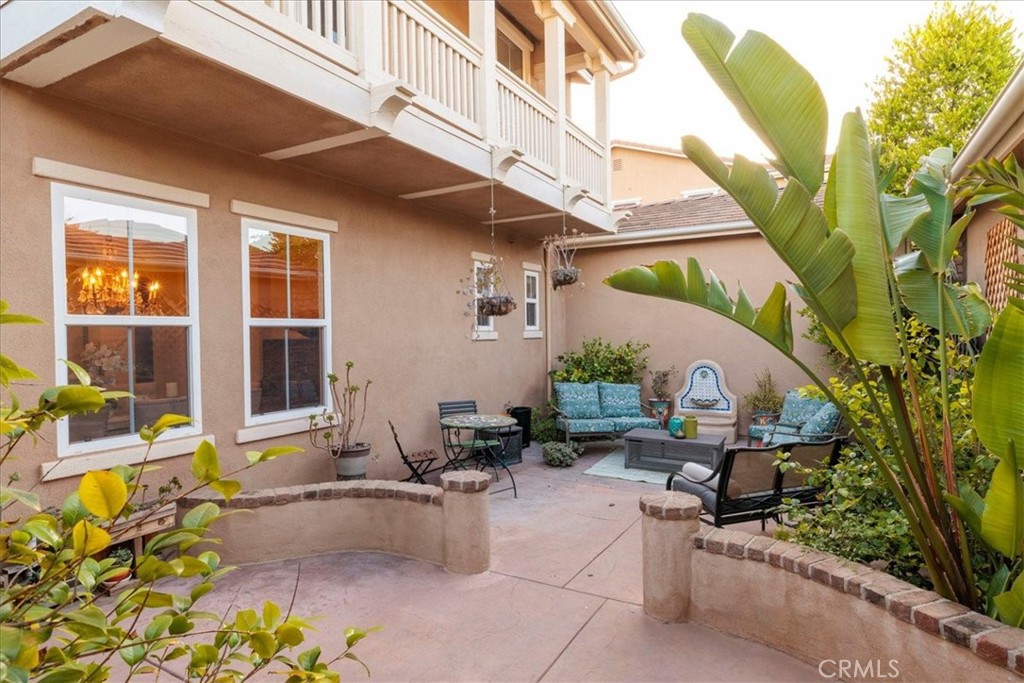 26637 Oak Terrace Property Photo 5