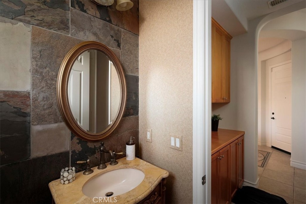26637 Oak Terrace Property Photo 18