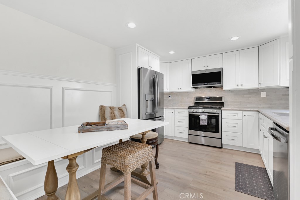 792 Wind Willow Way Property Photo 4