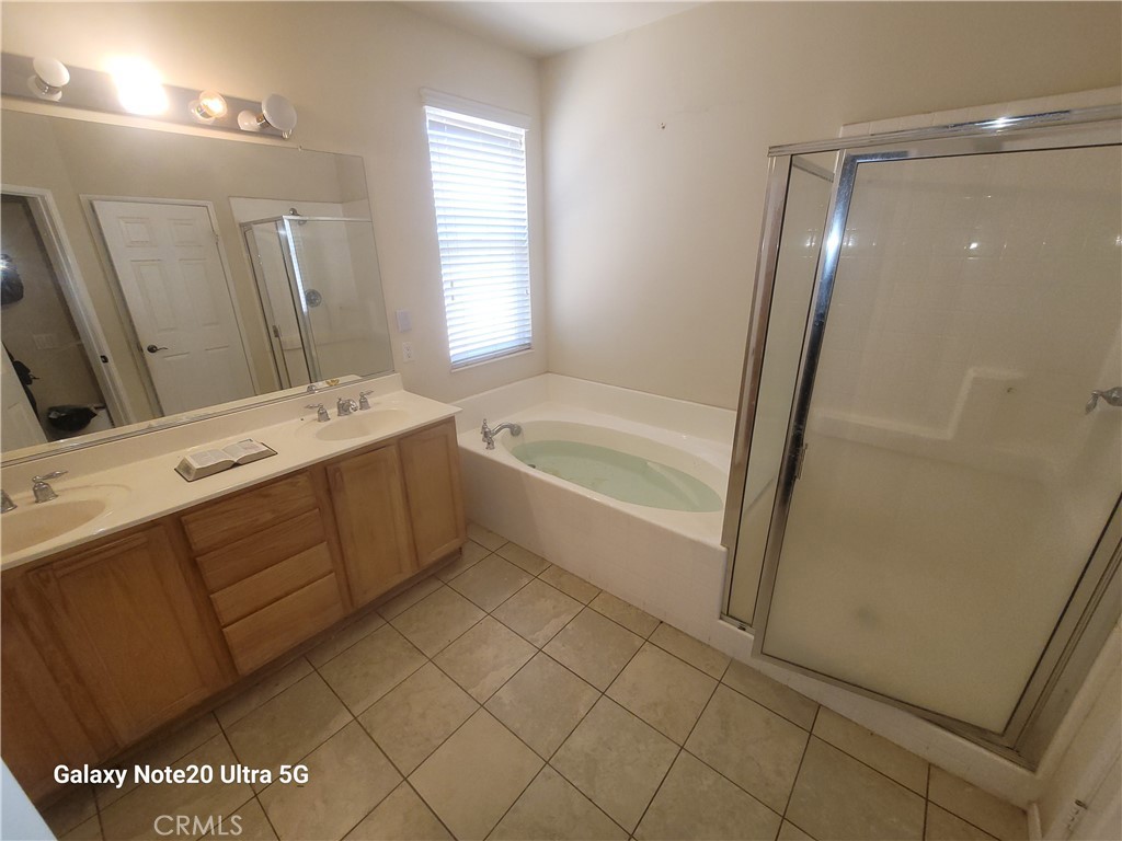 11819 Maywood Property Photo 16