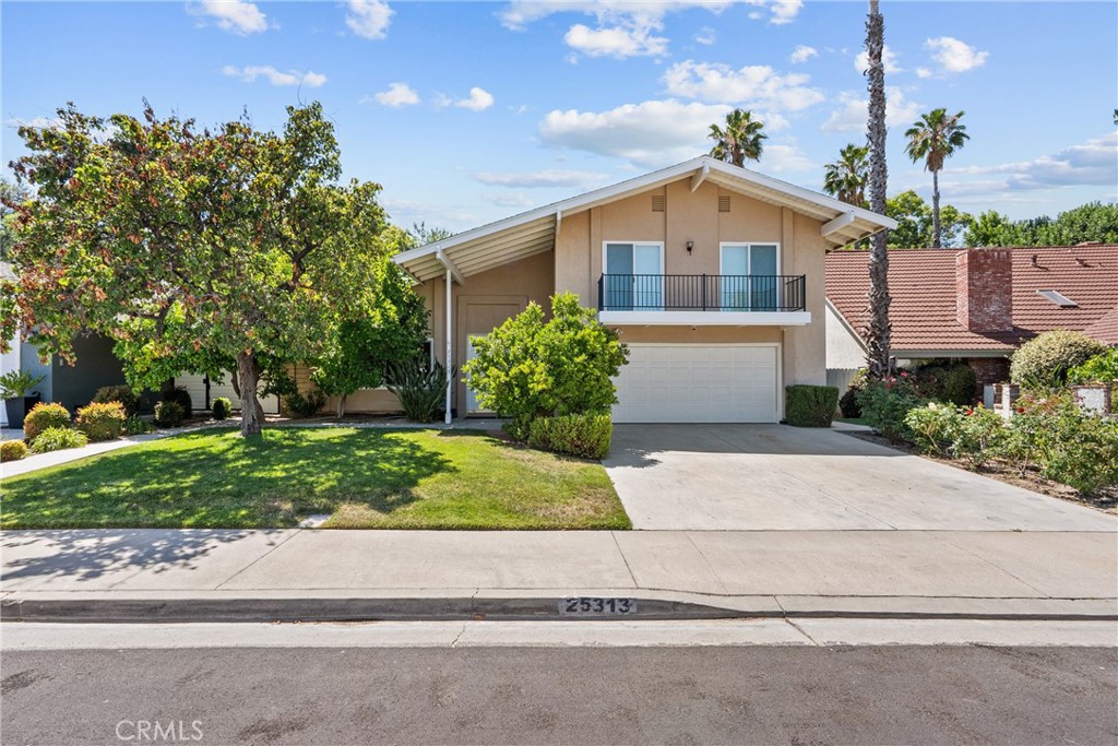 25313 Via Brasa Property Photo 1
