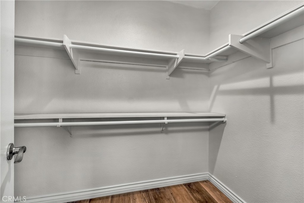 16866 Kingsbury Property Photo 32