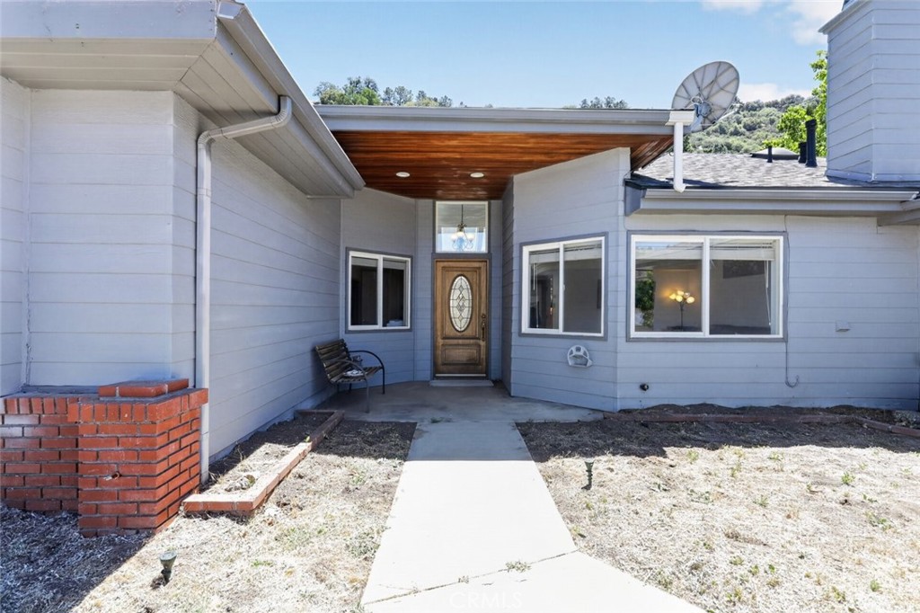 29560 Butterfield Property Photo 3
