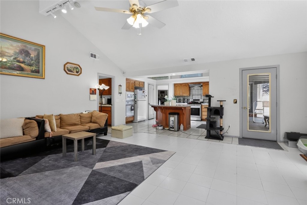 29560 Butterfield Property Photo 7