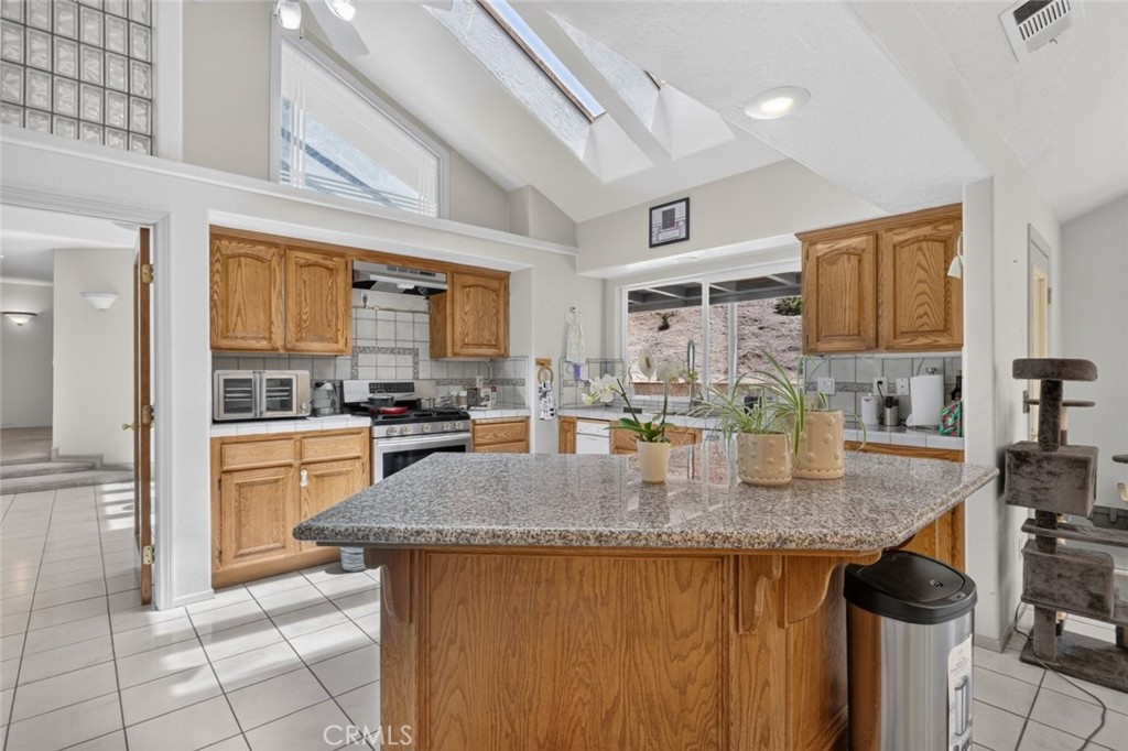 29560 Butterfield Property Photo 11