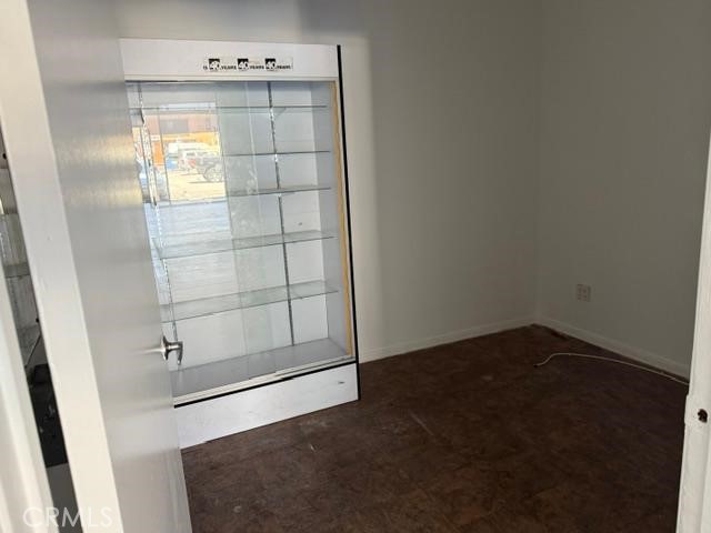 13236 Paxton Property Photo 8