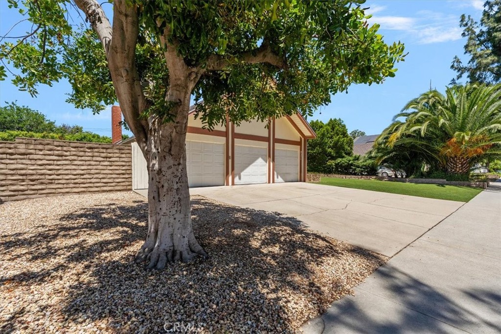 8371 Faust Avenue Property Photo 2