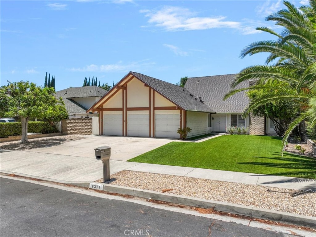 8371 Faust Avenue Property Photo 3