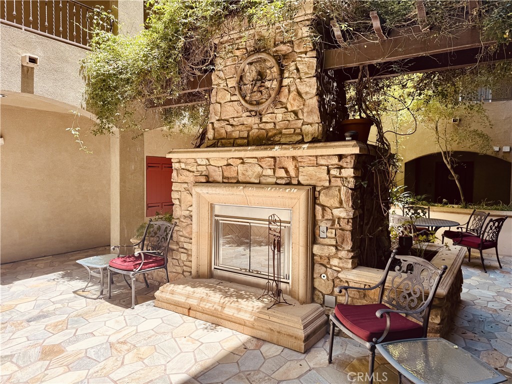 13200 Moorpark 203 Property Photo 7